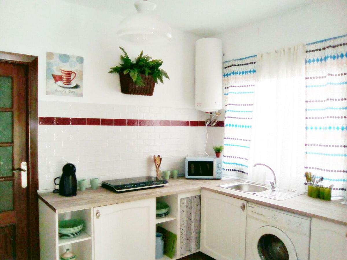 Azahar Apartamentos Triana V เซบีญา ภายนอก รูปภาพ